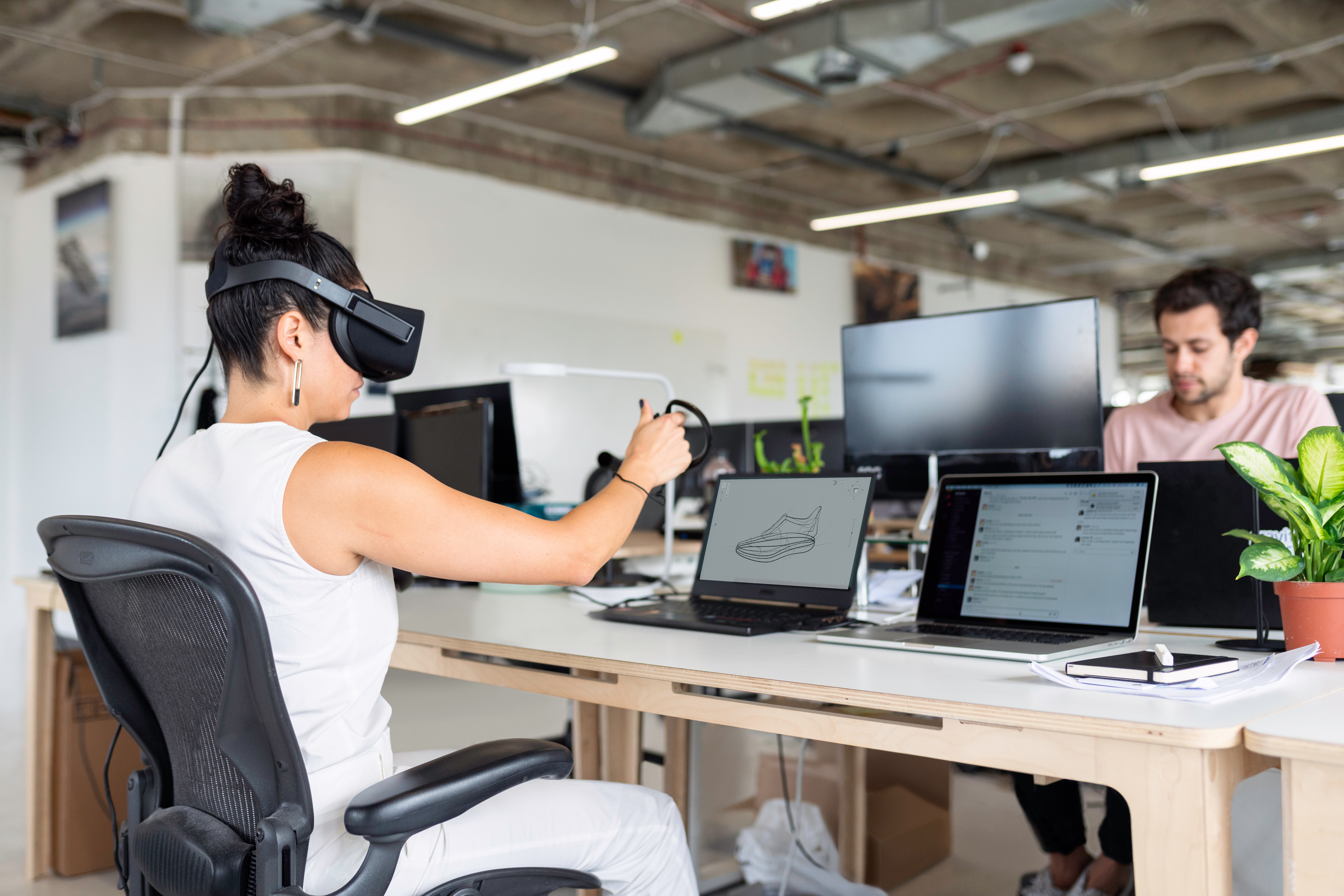 The Renewal of Interest in AR/VR in Enterprises